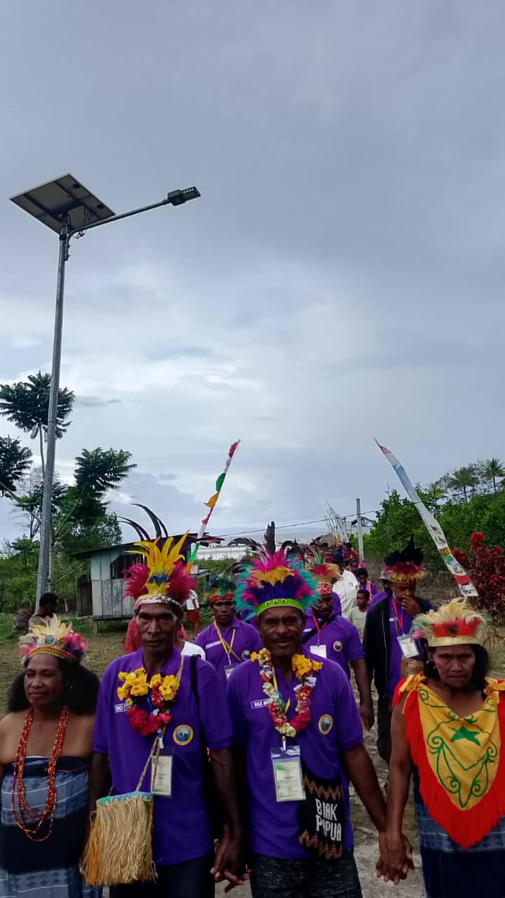 Wisata Rohani Jemaat GKI Pniel Mniber-Klasis Supiori Utara di Jemaat GKI Ora et Labora Mamisi-Klasis Windesi